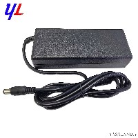 شارژر لپتاپ توشیبا  15 ولت 5.0 آمپر