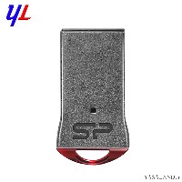 فلش سیلیکون پاور مدل Jewel J01 ظرفیت 32 گیگابایت نوع USB 3.2 رنگ نقره ای