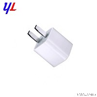 شارژر موبایل اپل مدل 5 ولت 1 آمپر رنگ سفید جنس درجه 2